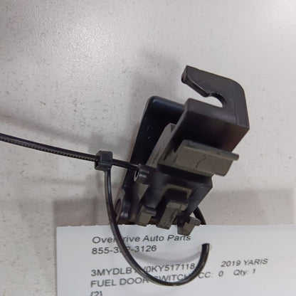 Toyota Yaris Fuel Door Switch Gas Cap Cover Lid Release Button Control 2020 2019