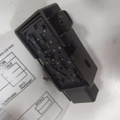 Buick Encore Seat Switch Left Driver Power Seat Control 2022 2021 2020 2019 2018