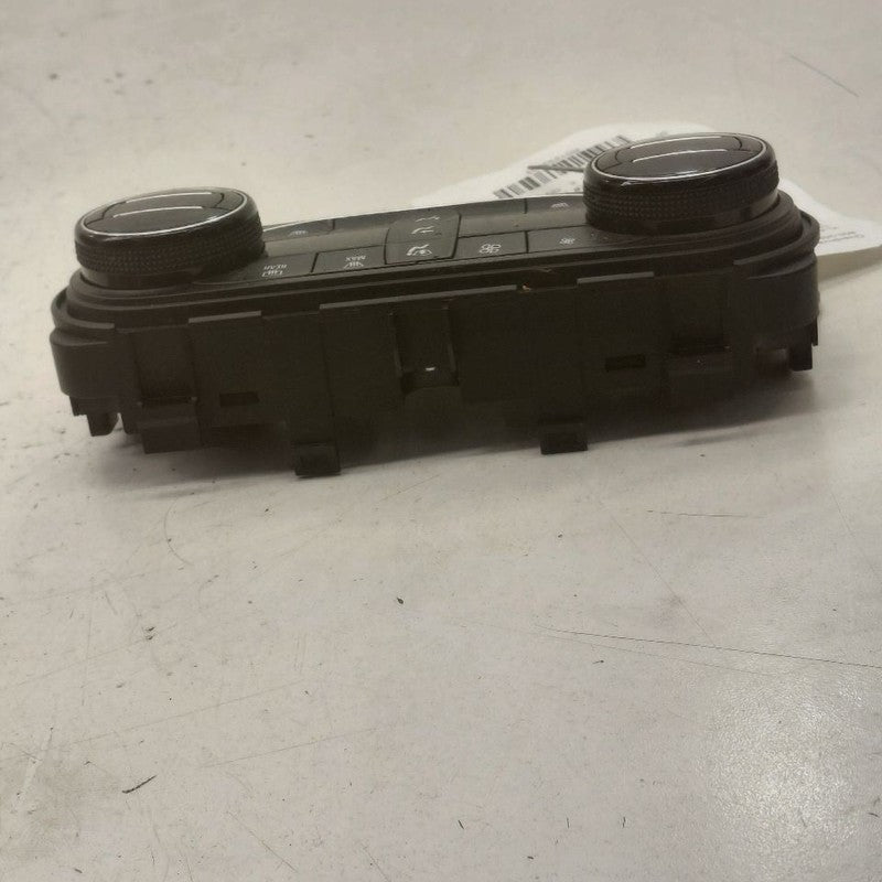 Temperature Control Heat Heater AC Switch Opt CJ2 Fits 21-23 Buick Enc