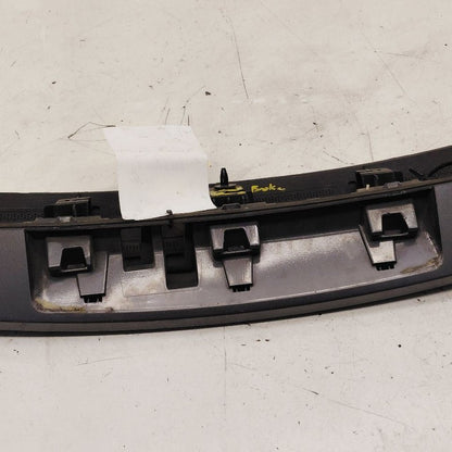 Rear Spoiler Without Solid Wing Design Fits 20-24 Ford Escape