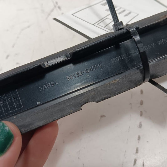 Kia Optima Windshield Pillar Exterior Trim Molding Right Passenger Side  2020 20