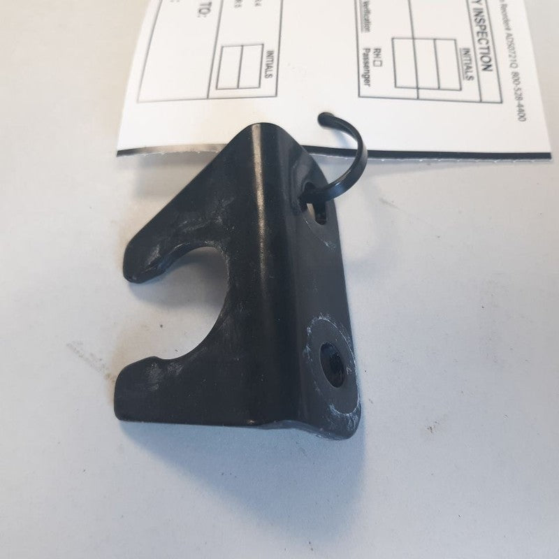 Nissan Versa Automatic Transmission Component Shifter Mount Bracket 20