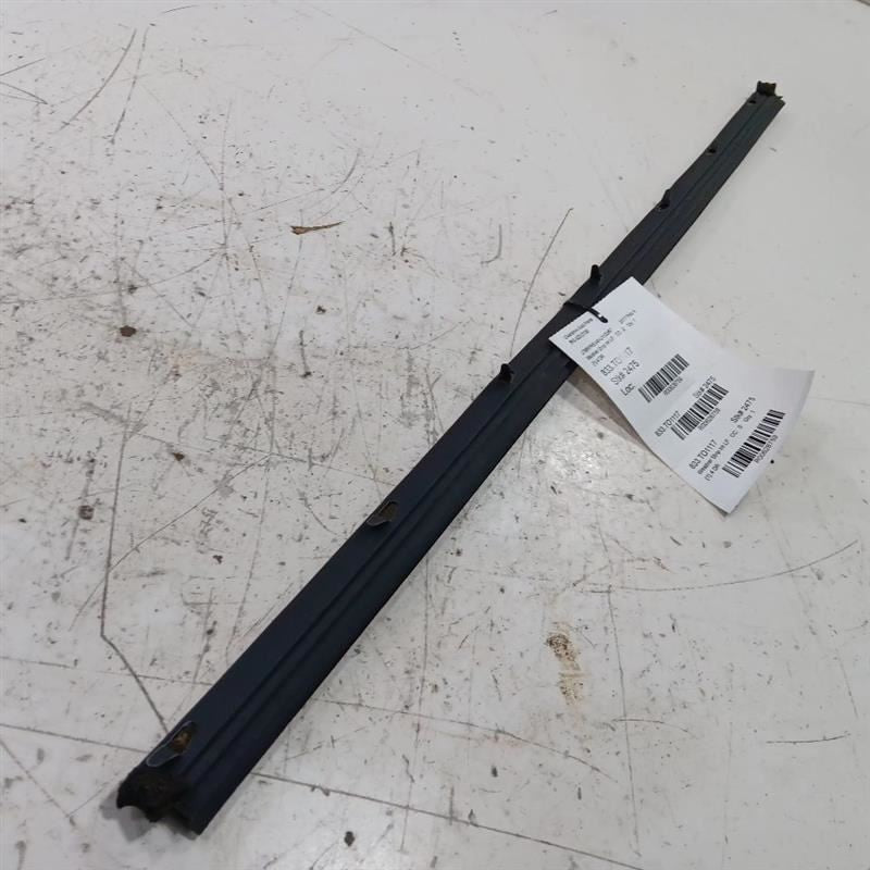 Toyota Rav 4 Left Front Weather Strip Interior  2015 2016 2017 2018 OE