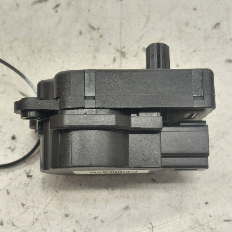 Cadillac CT6 Flap Door Motor Heater AC Door Actuator  2018 2017 2016
