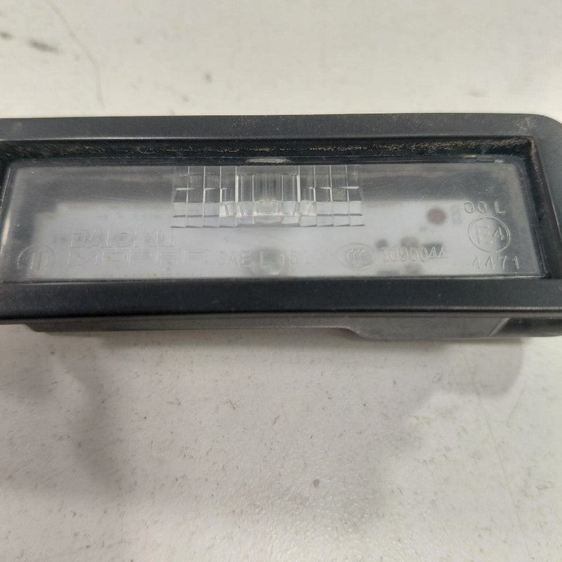 Chrysler 300 License Plate Light Lamp  2017 2018 2019 OEM