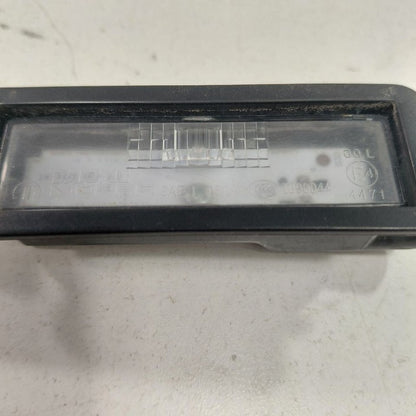 Chrysler 300 License Plate Light Lamp  2017 2018 2019 OEM