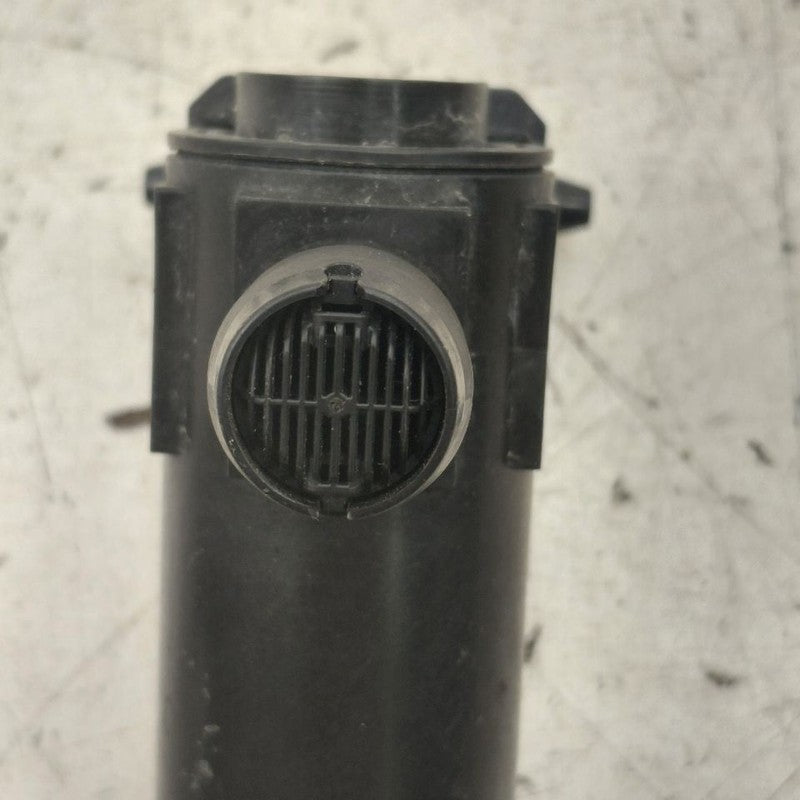 Toyota Prius Windshield Washer Wash Fluid Reservoir Motor Pump Electri