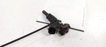 Fuel Injection Parts Fuel Injector 2.5L Fits 05-14 JETTA  OEM