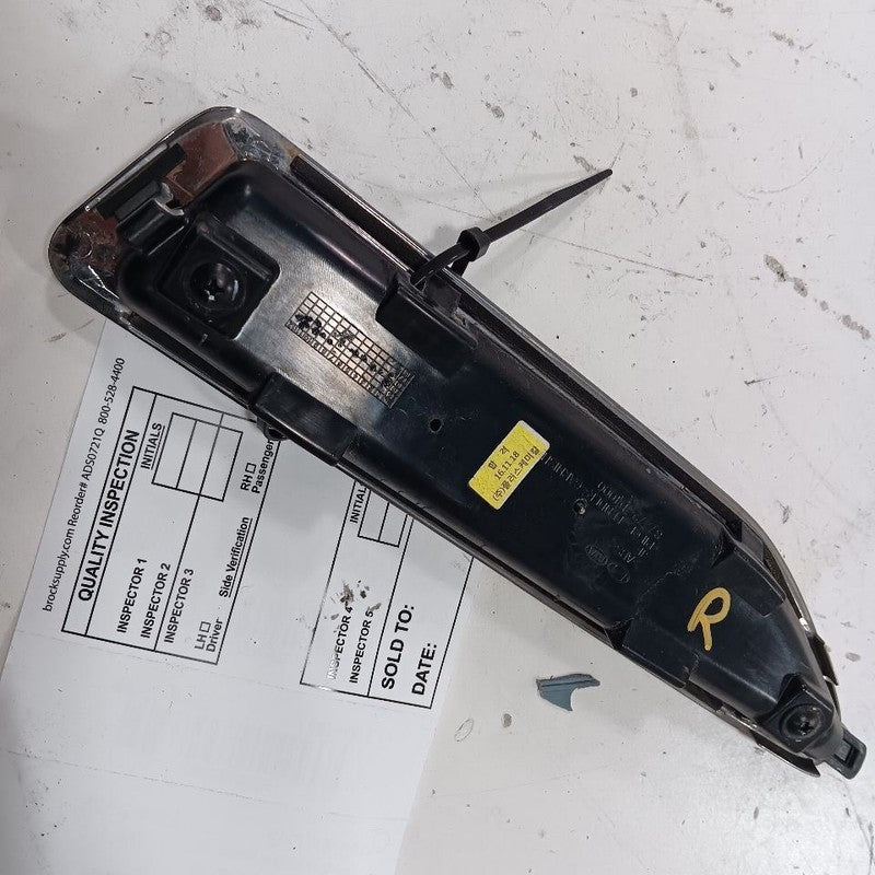 Kia Optima Passenger Right Front Fender Moulding Molding Trim Strip  2018 2017 2