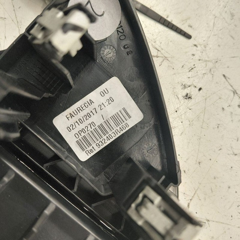 8.80" Screen Display Fits 18-19 Alfa Romeo Stelvio