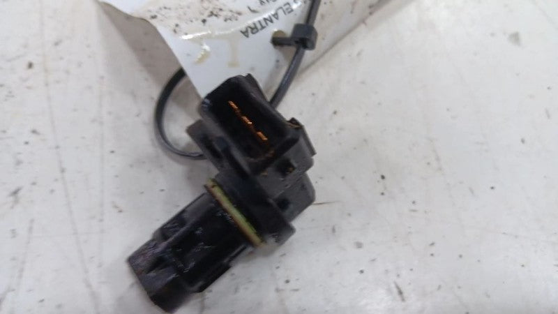Hyundai Elantra Camshaft Cam Shaft Position Sensor  2011 2012 2013 201