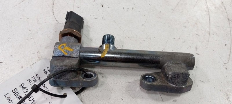 Subaru Impreza Right Fuel Rail Injection Injector Mount Bar 2020 2019 