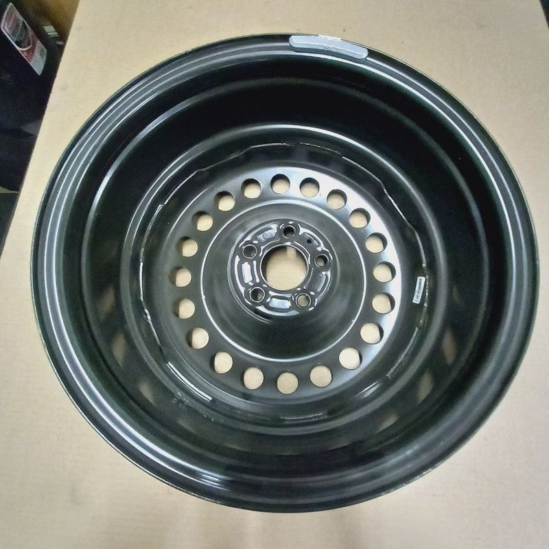 Wheel 17x7 Steel 5 Spoke Spare Rim and Tire Fits 14-23 Jeep Cherokee
