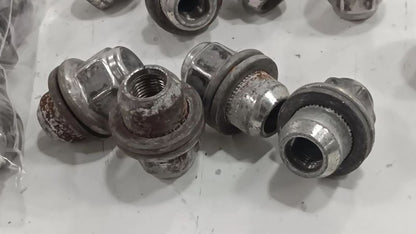 Infiniti G37 Lug Nut Set  2011 2012 2013