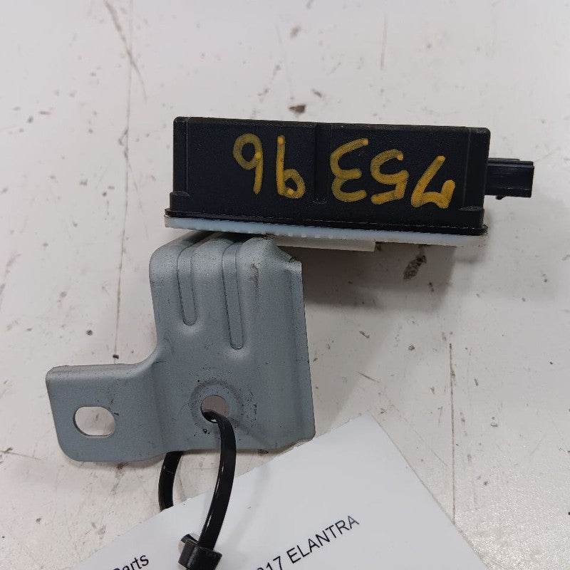 Suspension TPMS Control Module Fits 16-17 Hyundai Elantra OEM