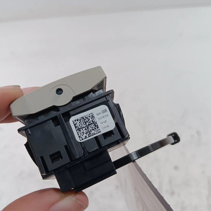 Buick Encore Sun Roof Sunroof Switch  2018 2019 2020 OEM