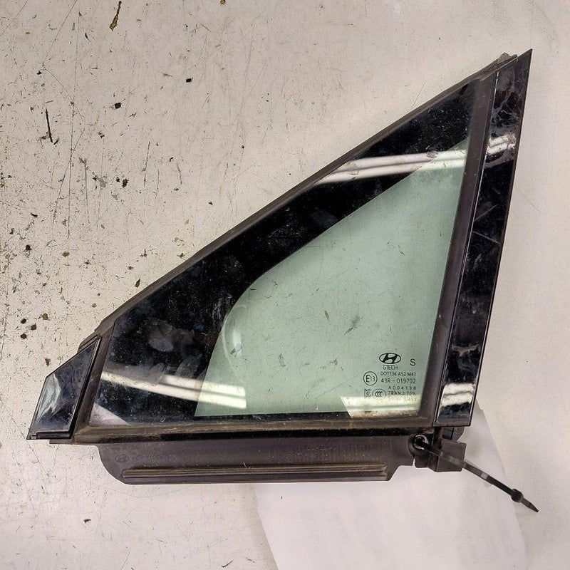 Driver Left Front Door Vent Glass Window Fits 19-23 Hyundai Santa Fe