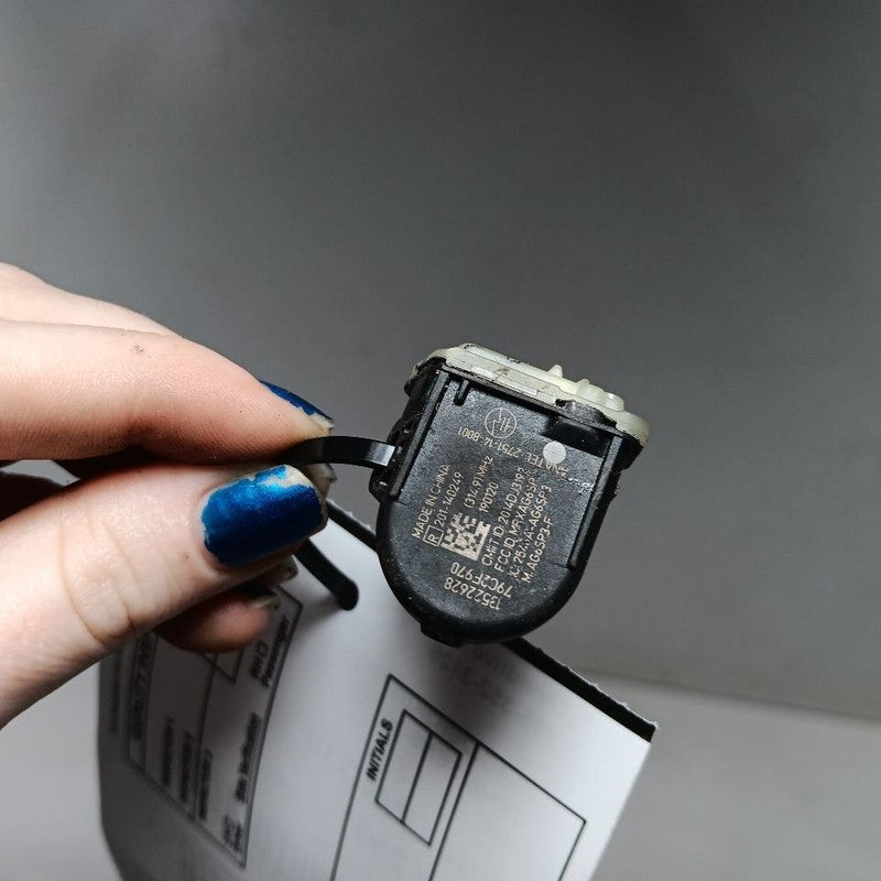 Buick Encore TPMS Tire Pressure Monitor System Sensor  2019 2018 2017