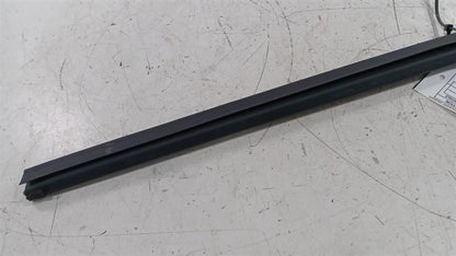 Hyundai Sonata Right Front Weather Strip Interior 2011 2012 2013 2014 