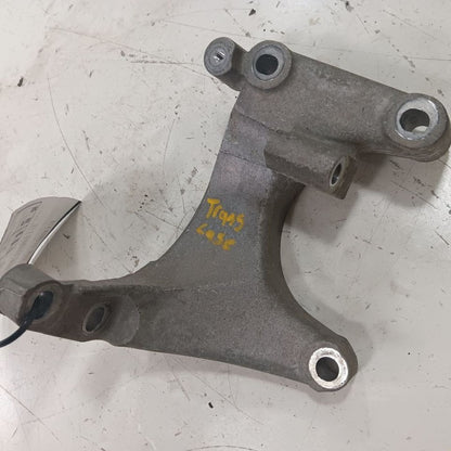 Jeep Renegade 2.4 2.4L Transfer Case Bracket 2023 2022 2021 2020 OEM
