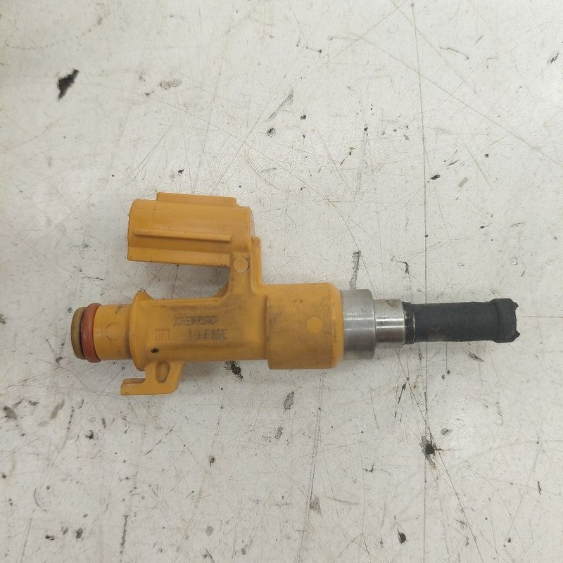 Upper Fuel Injection Injector Fits 18-21 Lexus NX300