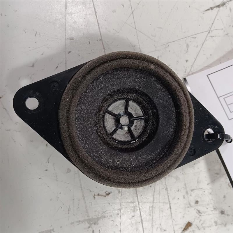 Toyota Rav 4 Tweeter Right Passenger Tweeter Speaker  2015 2016 2017 2018