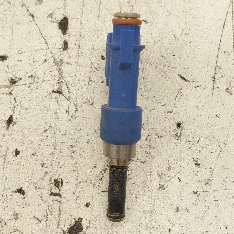 Upper Fuel Injection Injector Fits 22-25 Lexus NX350