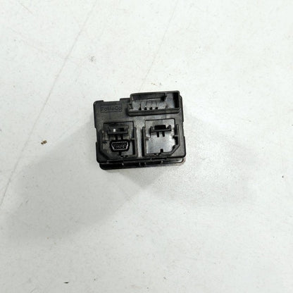 Ford Edge USB Plug In Hub Port  2019 2020 2021 2022 2023 2024 OEM