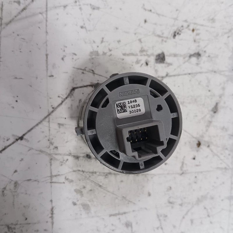 Ignition Switch Keyless Ignition Button 18-23 Nissan Kicks 