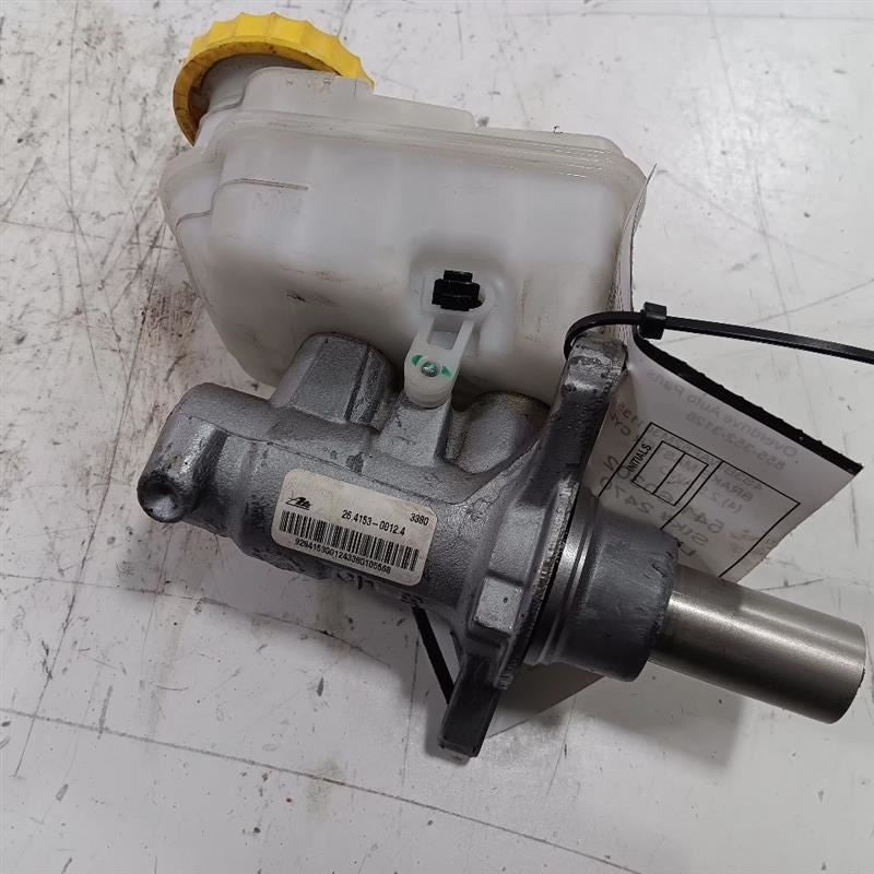 Brake Master Cylinder Fits 16-19 Subaru Legacy OEM