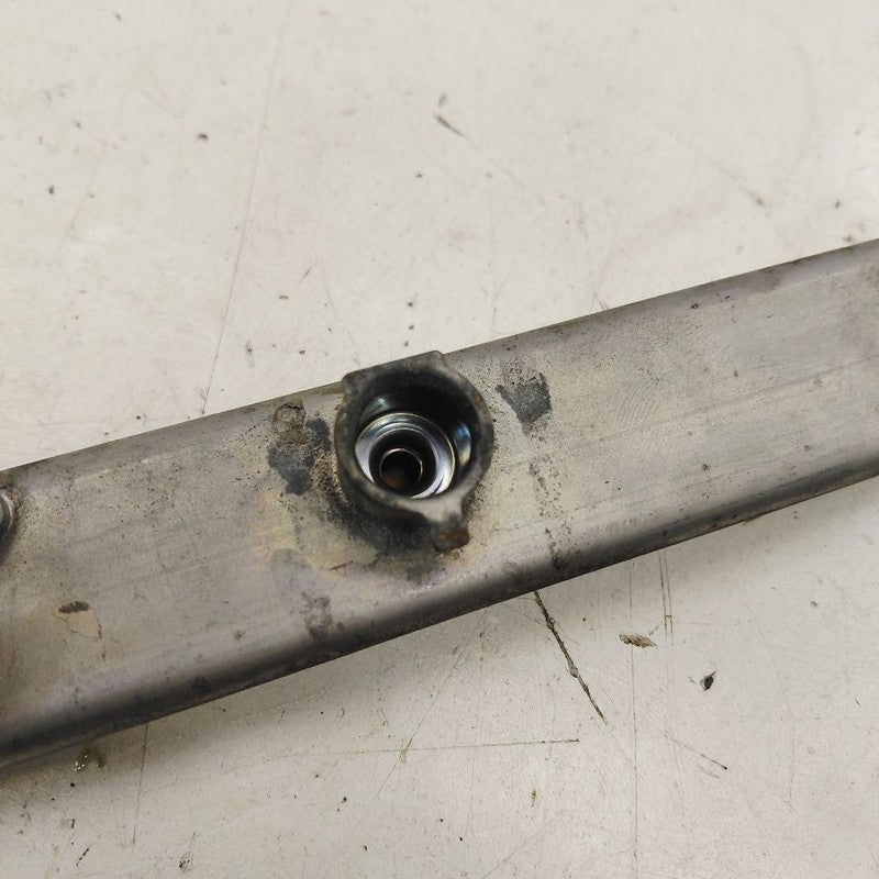 Nissan Rogue Fuel Rail Injection Injector Mount Bar  2.5 2017 2018 201
