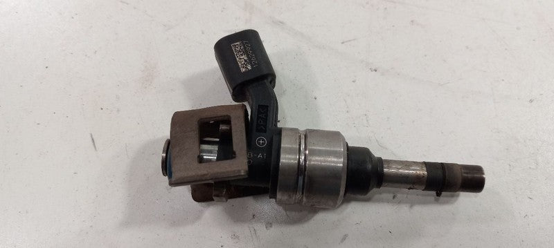Fuel Injector 3.0L Fits 10-11 CTS OEM