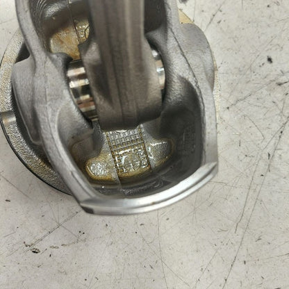 Toyota Prius Single Piston With Connecting Rod   1.8 2022 2021 2020