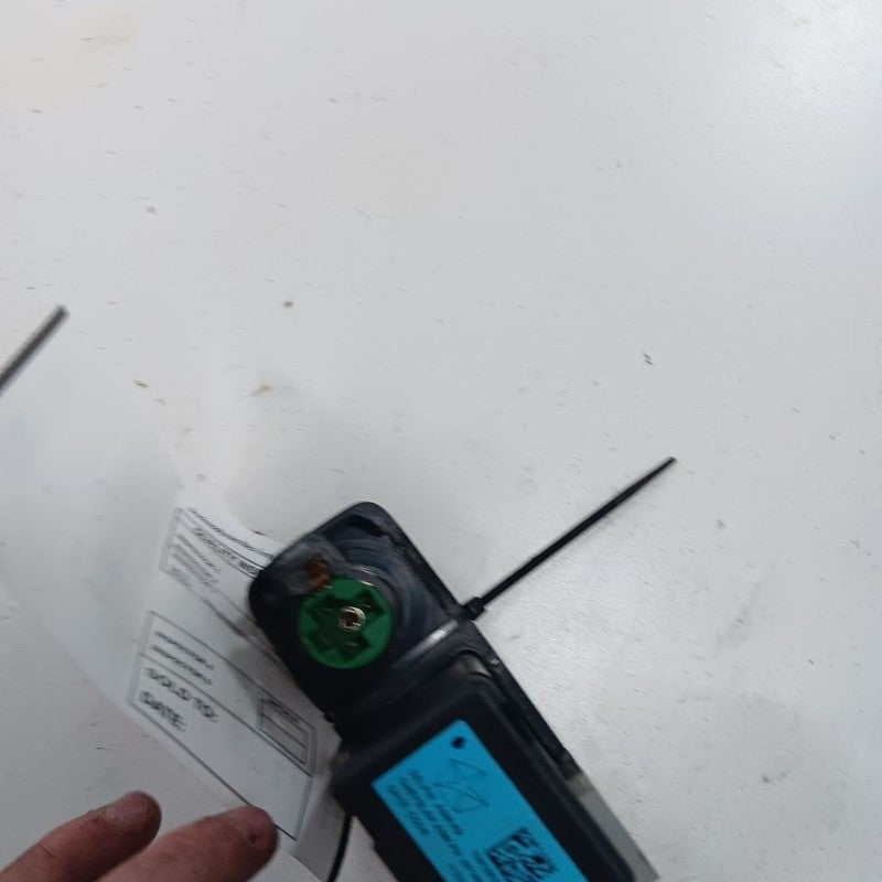 Jeep Cherokee USB Plug In Hub Port  2015 2016 2017