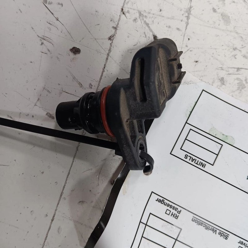 Kia Forte 2.0 Camshaft Cam Shaft Position Sensor  2015 2016 2017 2018 