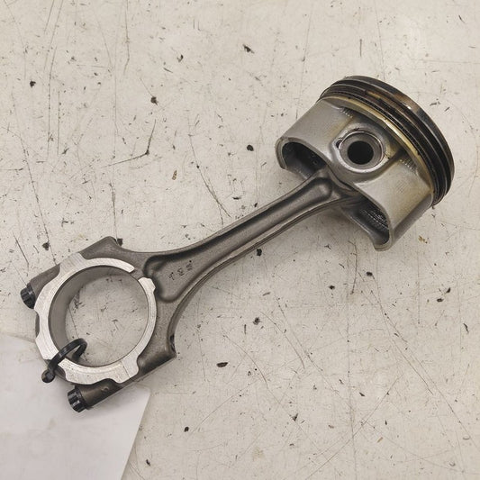 Toyota Prius Single Piston With Connecting Rod   1.8 2022 2021 2020