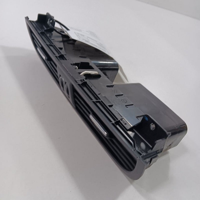 Fiat 500 Dash Air Vent Center Middle  2012 2013 2014 2015