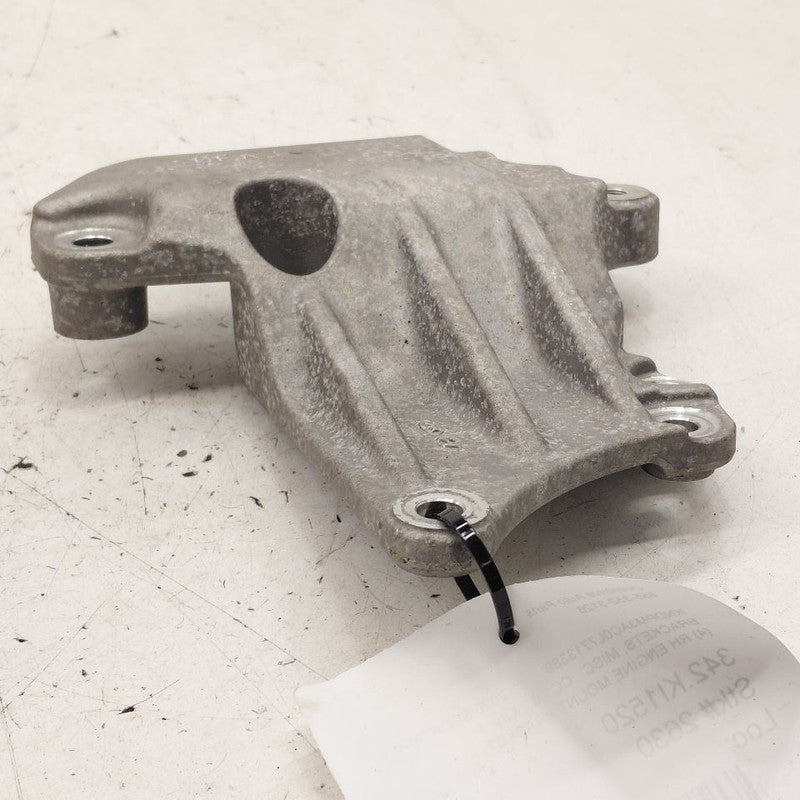 Kia Sportage Passenger Right Side Engine Mount Bracket  2020 2021 2022