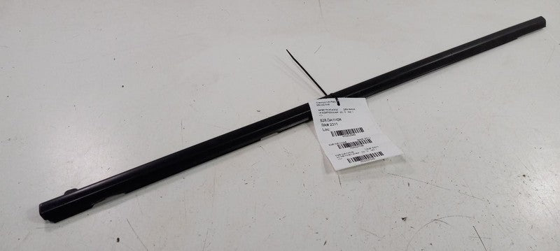 Nissan Versa Door Glass Window Weather Strip Trim Rear Left Back 2007 