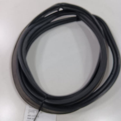 Chrysler 300 Trunk Lid Hatch Door Rear Back Rubber Seal 2015 2016 2017