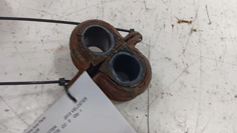 Hyundai Veloster Sway Bar Bushing Mounting Bracket  2012 2013 2014 2015 