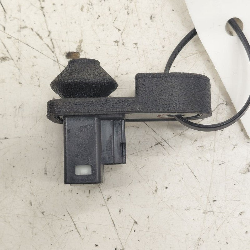 Subaru XV Crosstrek Door Ajar Switch Door Open Dome Light Switch  2025