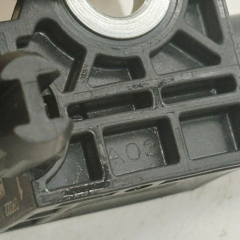 Mazda 3 Contact Sensor  2023 2022 2021