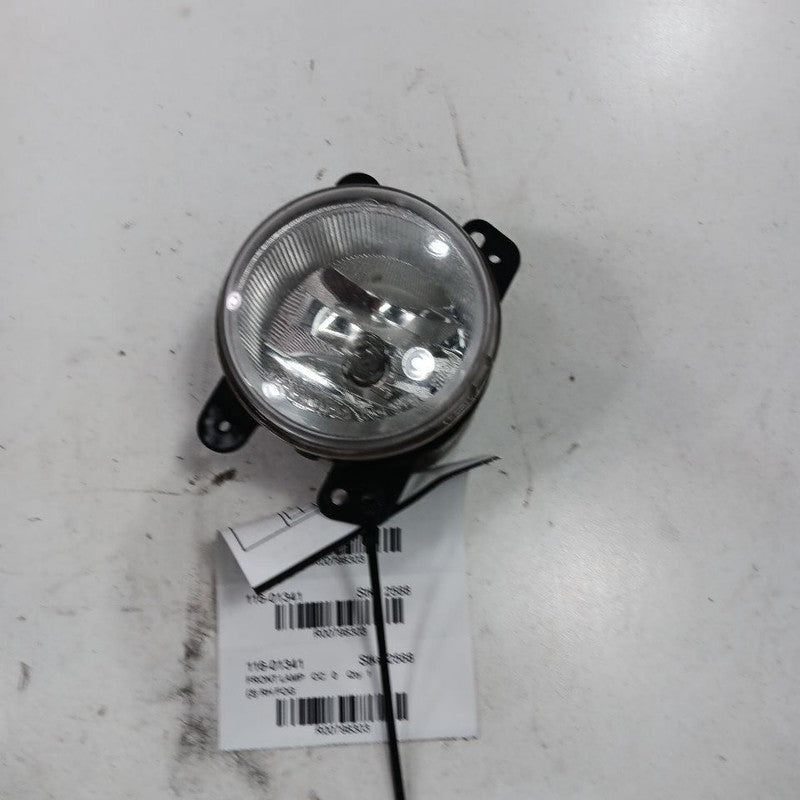 05182026AA Passenger Right Bumper Mounted Fog light Lamp Fits 10-20 Dodge Journey