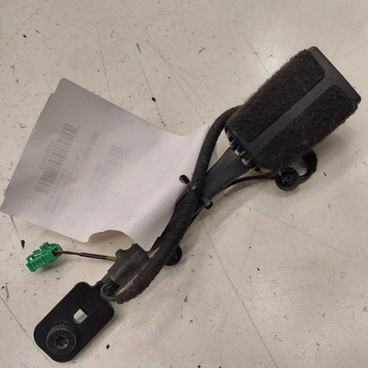 Passenger Right Front Seat Belt Buckle Latch 4 Door X Model Fits 16-17