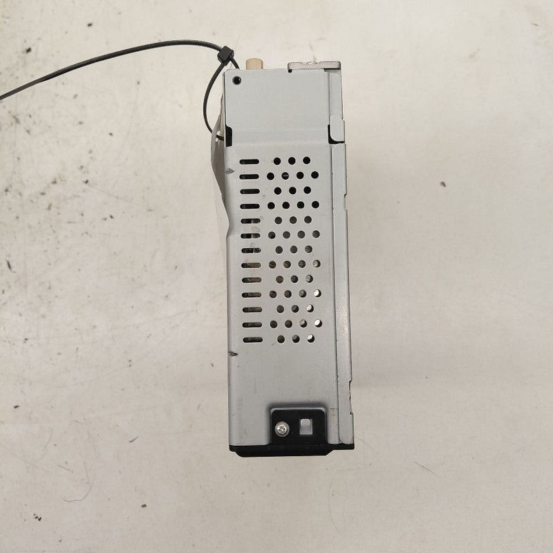 Audio Equipment Radio Receiver 7.00" Screen Fits 22-24 Chevy Equinox