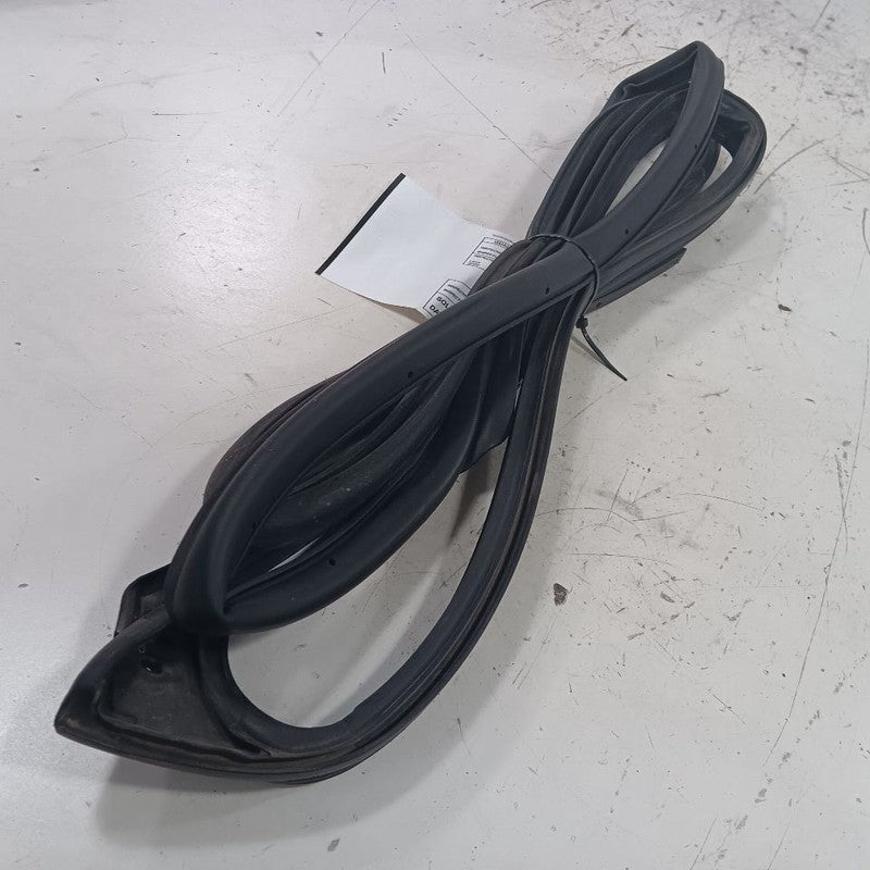 Outlander Sport On Door Seal Rubber Right Passenger Rear Back  2019 20