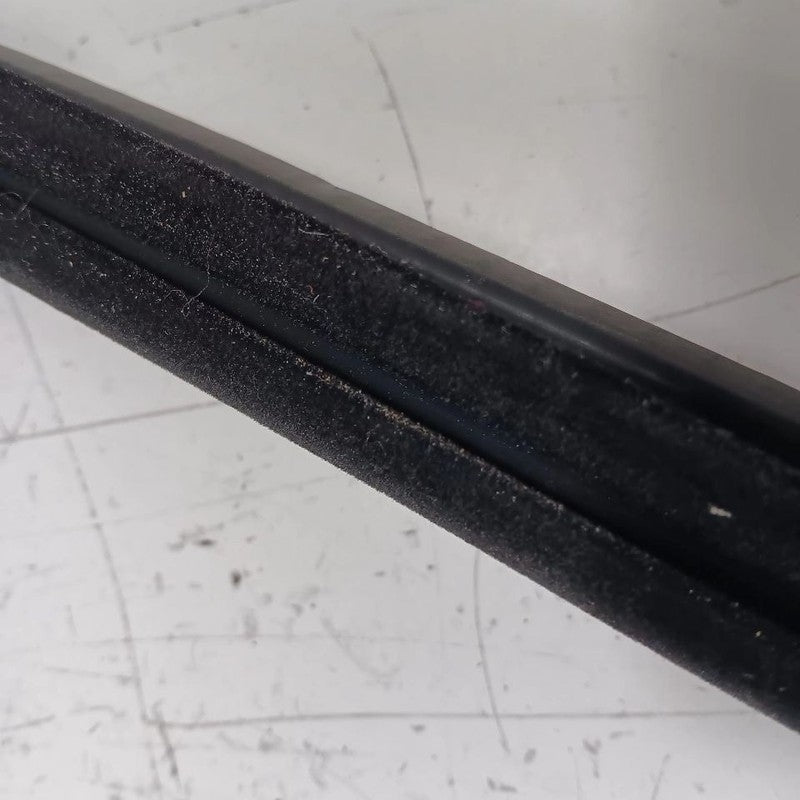Ford Taurus Left Front Weather Strip Interior  2019 2018 2017 2016 201