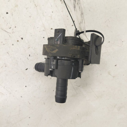 Coolant Water Pump 2.5L Battery Cooling Fits 22-25 Ford Maverick
