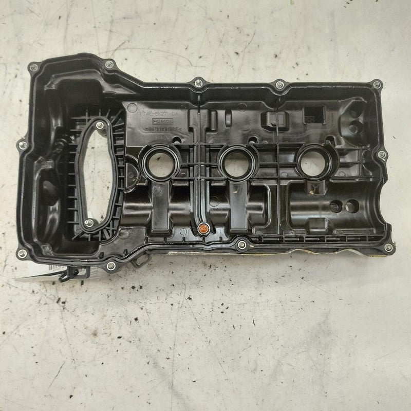 Ford Edge Passenger Rear Engine Cylinder Head Valve Cover  2019 2020 2
